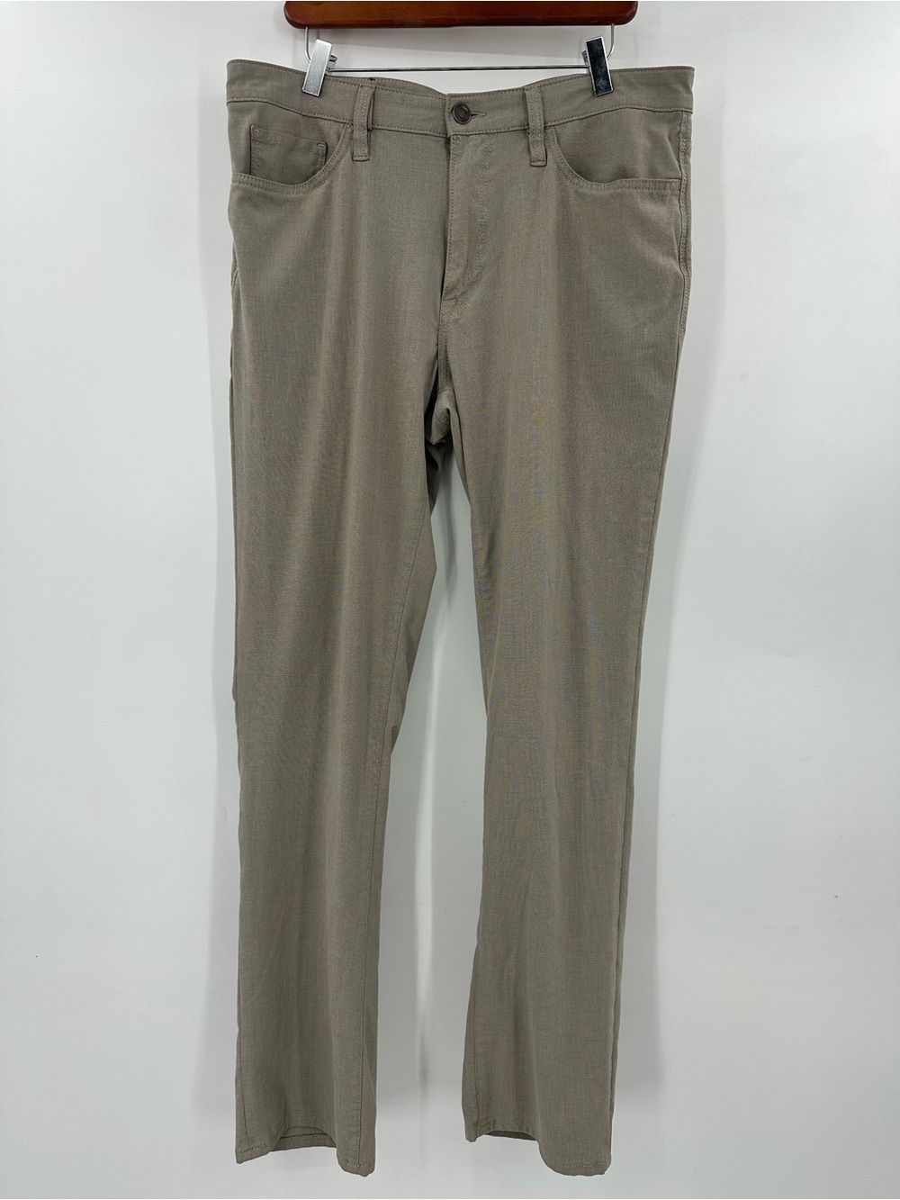 34 Heritage Charisma Comfort Rise Classic Straight-Leg Pants in Taupe